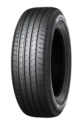 215/65R 17/ 99V TL Yokohama BluEarth-XT (AE61)_1